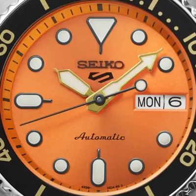 Seiko 5 Sports SKX ‘Midi’ - Orange SRPK35K1