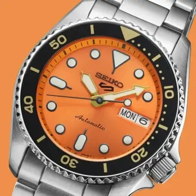 Seiko 5 Sports SKX ‘Midi’ - Orange SRPK35K1