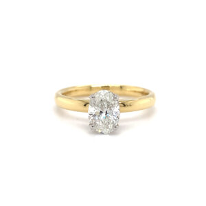 Pre-Owned 1.01ct Oval Brilliant cut Diamond Classic Engagement ring set in 18ct Yellow Gold